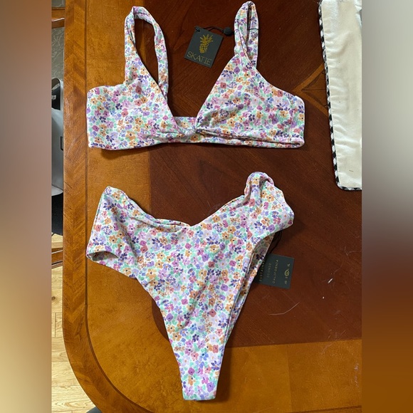 Skatie bathing suit - Picture 1 of 1